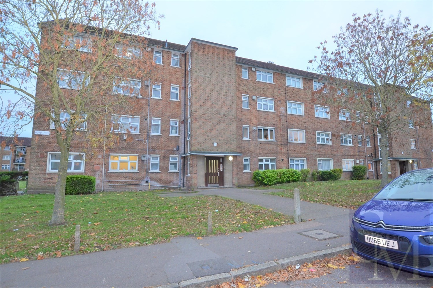 Broomhill Court, Snakes Lane West, Woodford Green IG8 Spencer Munson