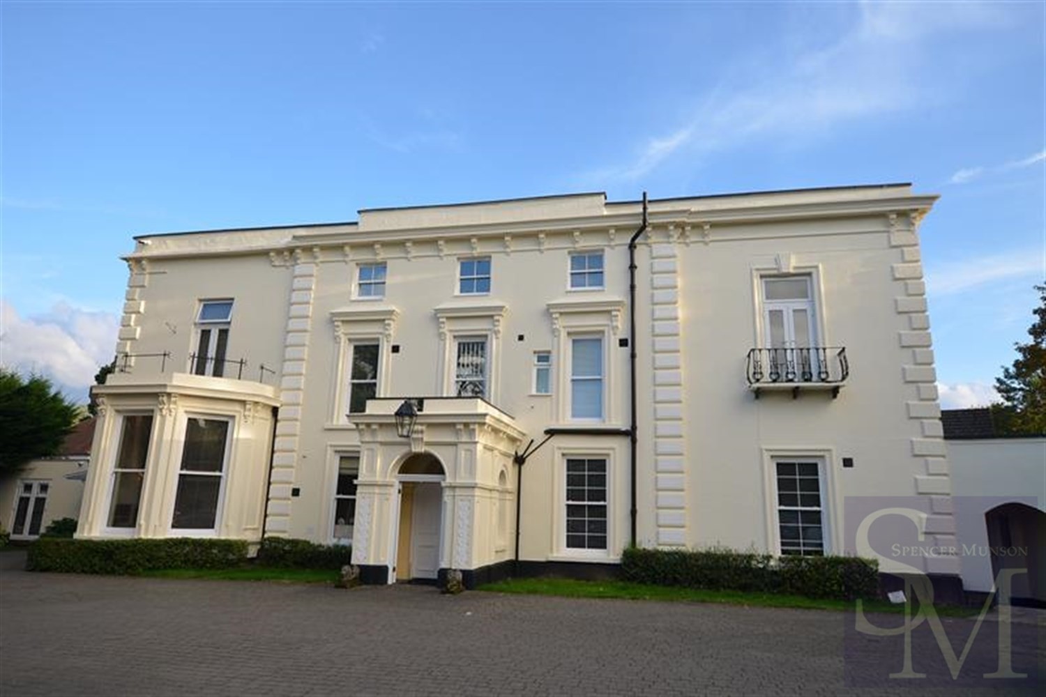 Buckhurst Hill House, Buckhurst Hill IG9 Spencer Munson Property Services