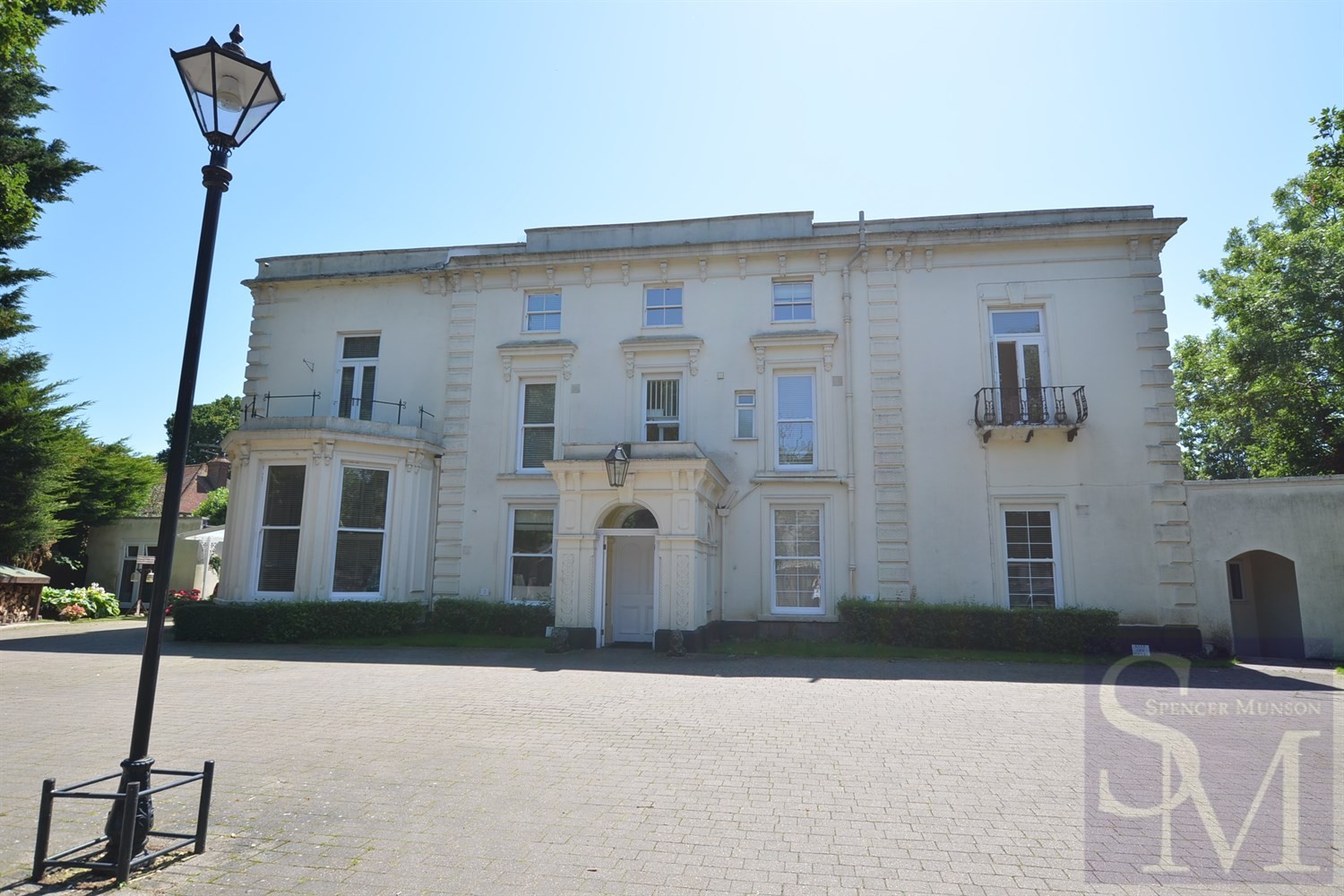 Buckhurst Hill House, Queens Road, Buckhurst Hill IG9 Spencer Munson