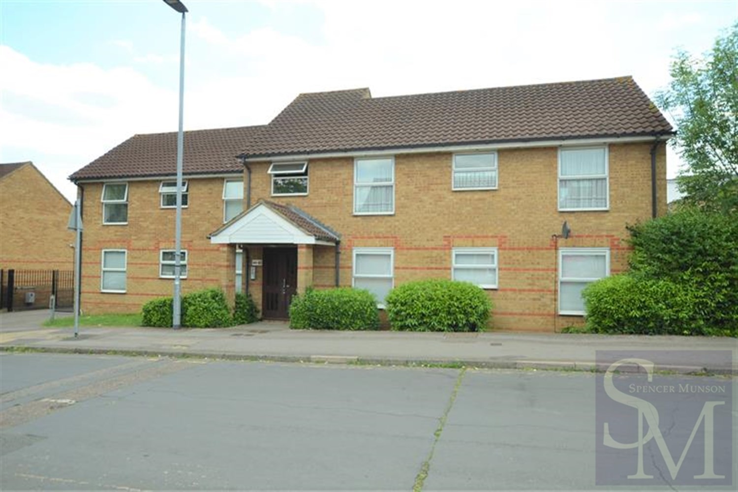 Cassis Court, Loughton IG10 Spencer Munson Property Services