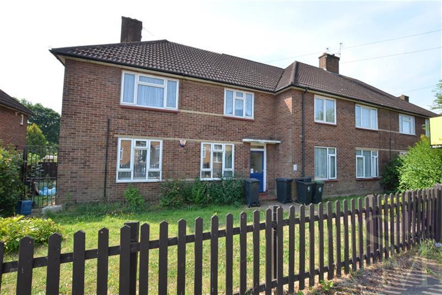 Chequers Road, Loughton IG10 Spencer Munson Property Services