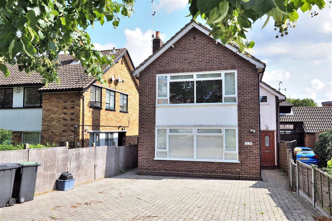 Connaught Avenue, Loughton, Essex Spencer Munson Property Services