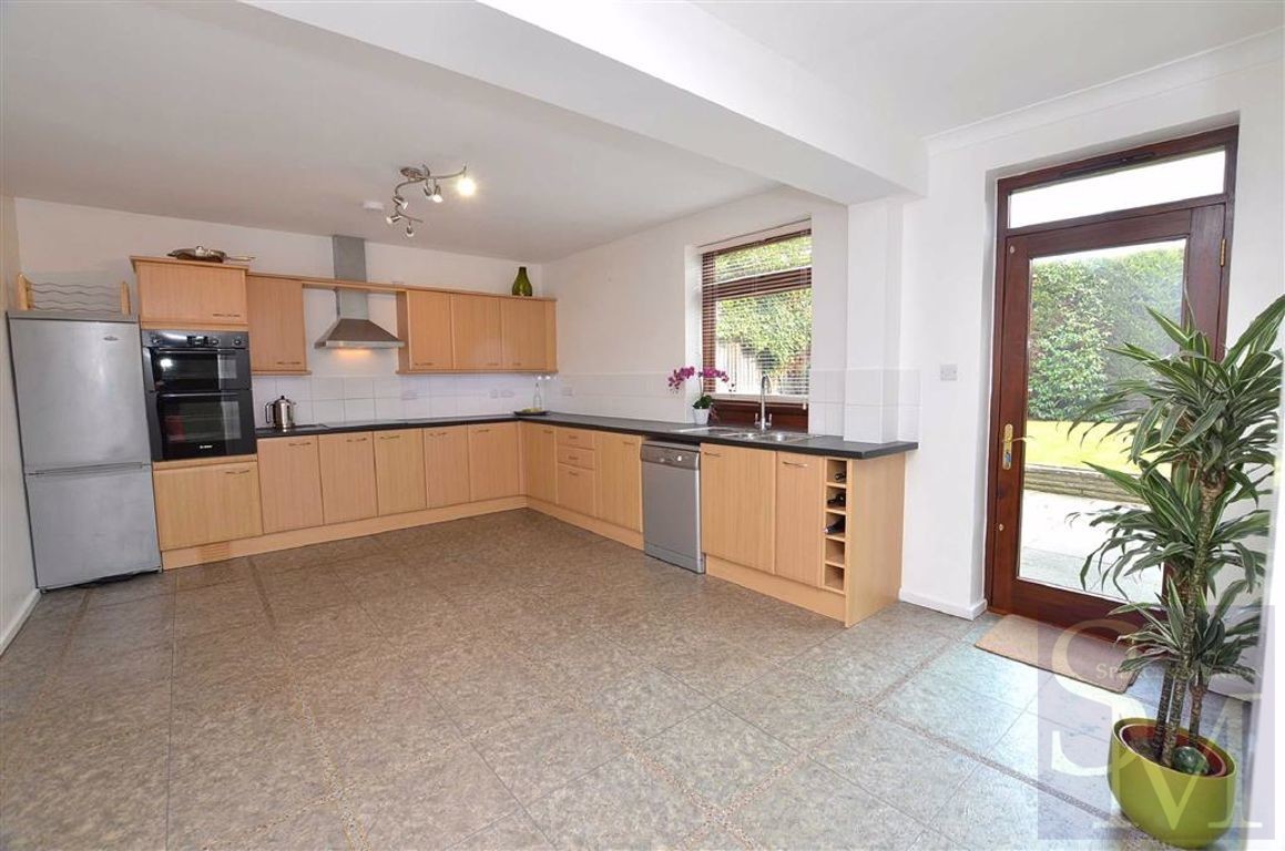 Forest View Road, Loughton Spencer Munson Property Services