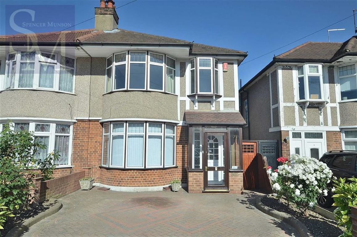 Grenville Gardens, Woodford Green, Essex Spencer Munson Property Services