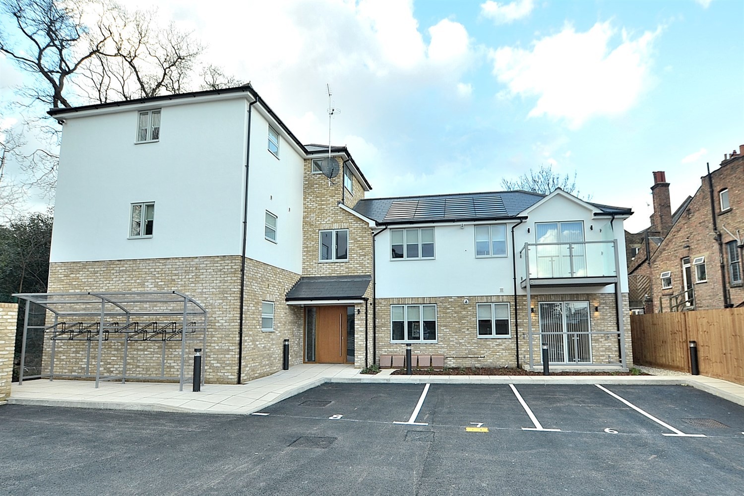 Grove Road, South Woodford, E18 Spencer Munson Property Services