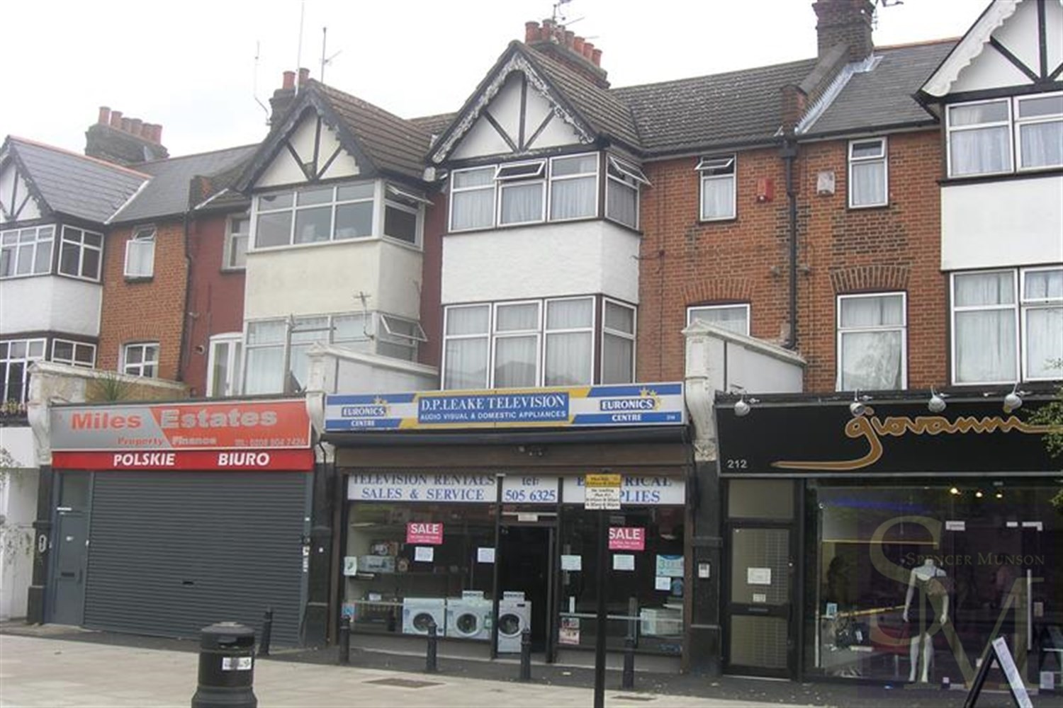 High Road, Woodford Green, IG8 Spencer Munson Property Services
