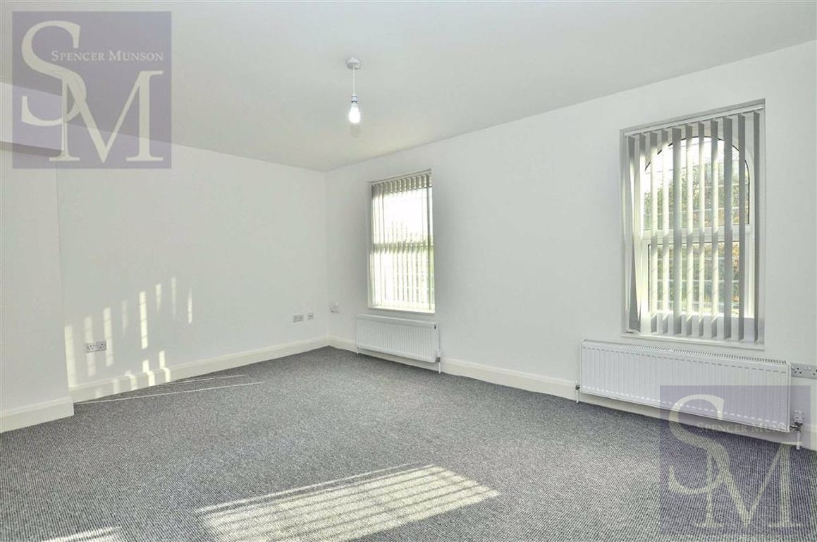 High Road, Woodford Green, Essex Spencer Munson Property Services