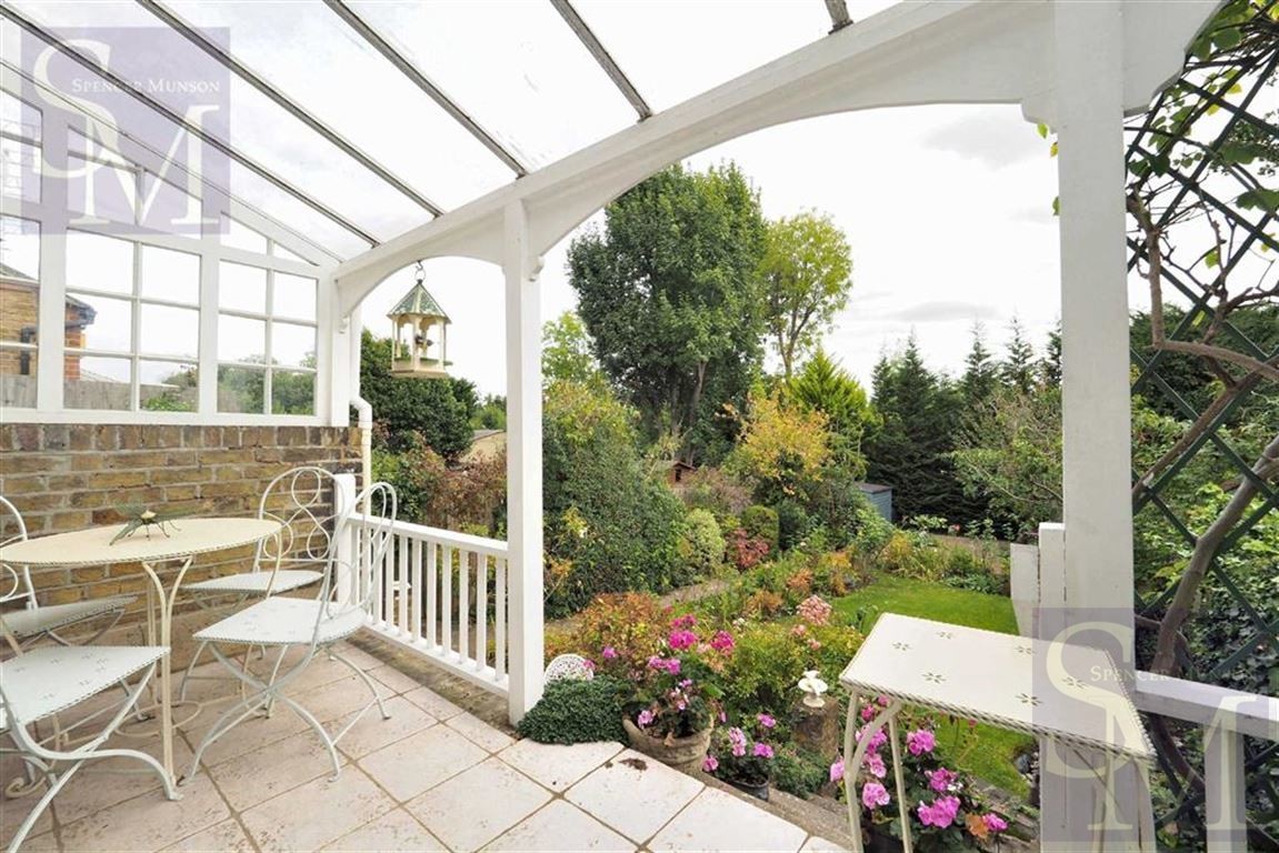 Kings Avenue, Woodford Green, Essex Spencer Munson Property Services