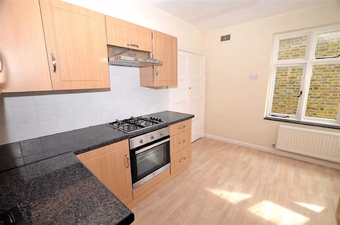 Malmesbury Road, South Woodford, London Spencer Munson Property Services