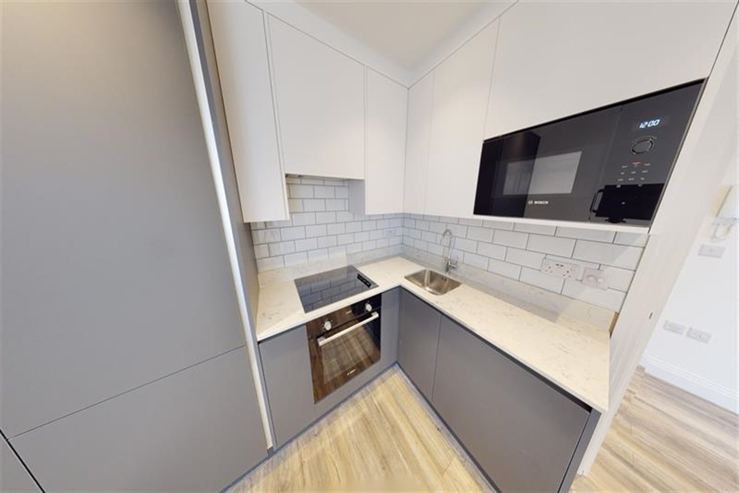 Platinum House, South Woodford, E18 Spencer Munson Property Services