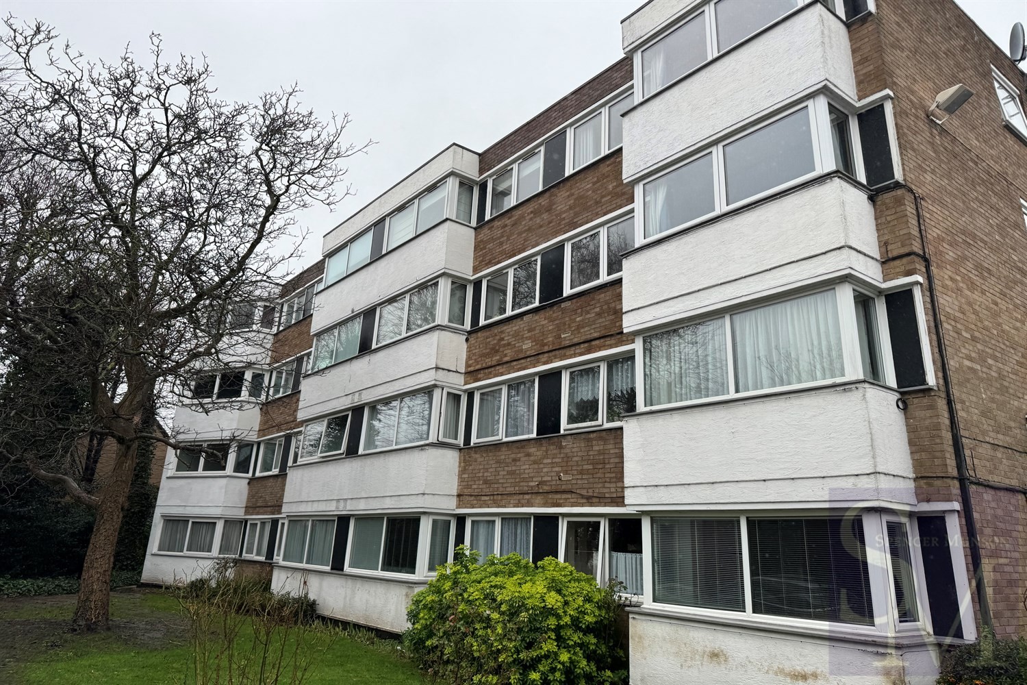 Queenswood Gardens, Wanstead, E11 Spencer Munson Property Services