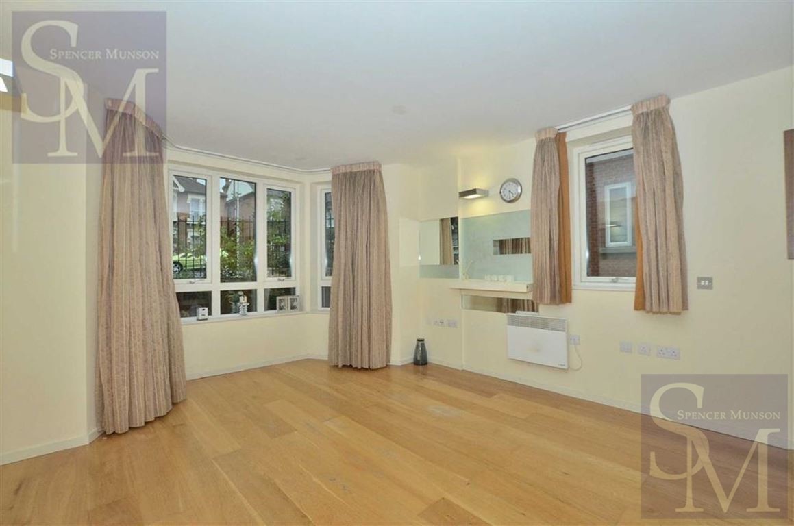 Regency Court, South Woodford, London Spencer Munson Property Services