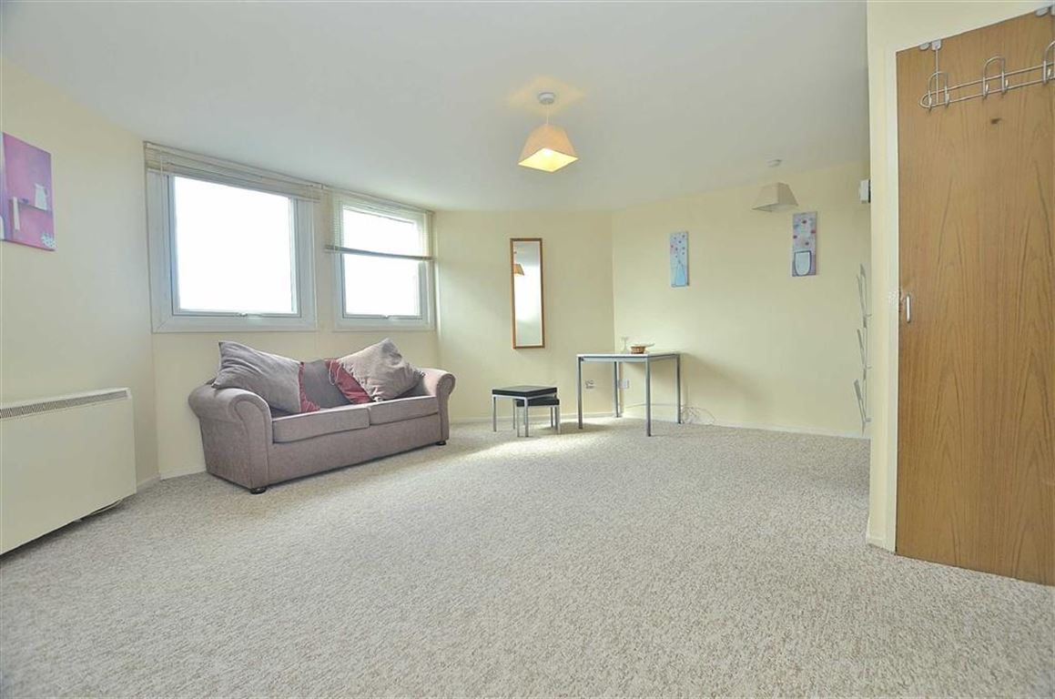 Tamar Square, Woodford Green Spencer Munson Property Services