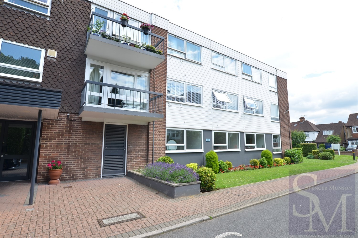 The Green, Buckhurst Hill, IG9 Spencer Munson Property Services