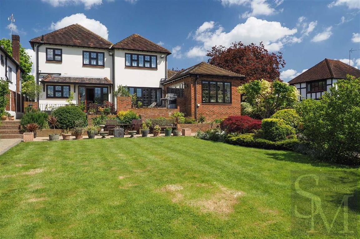 Vicarage Lane, Chigwell, Essex Spencer Munson Property Services