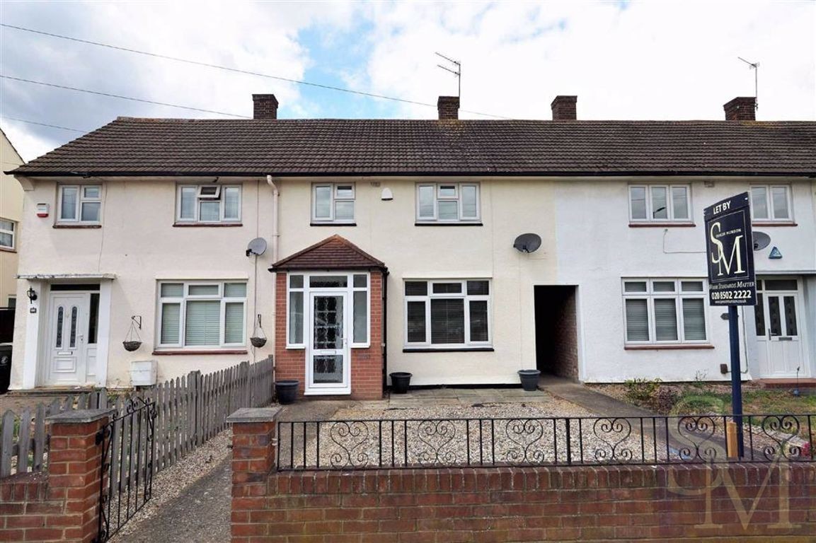 Willingale Road, Loughton, Essex Spencer Munson Property Services