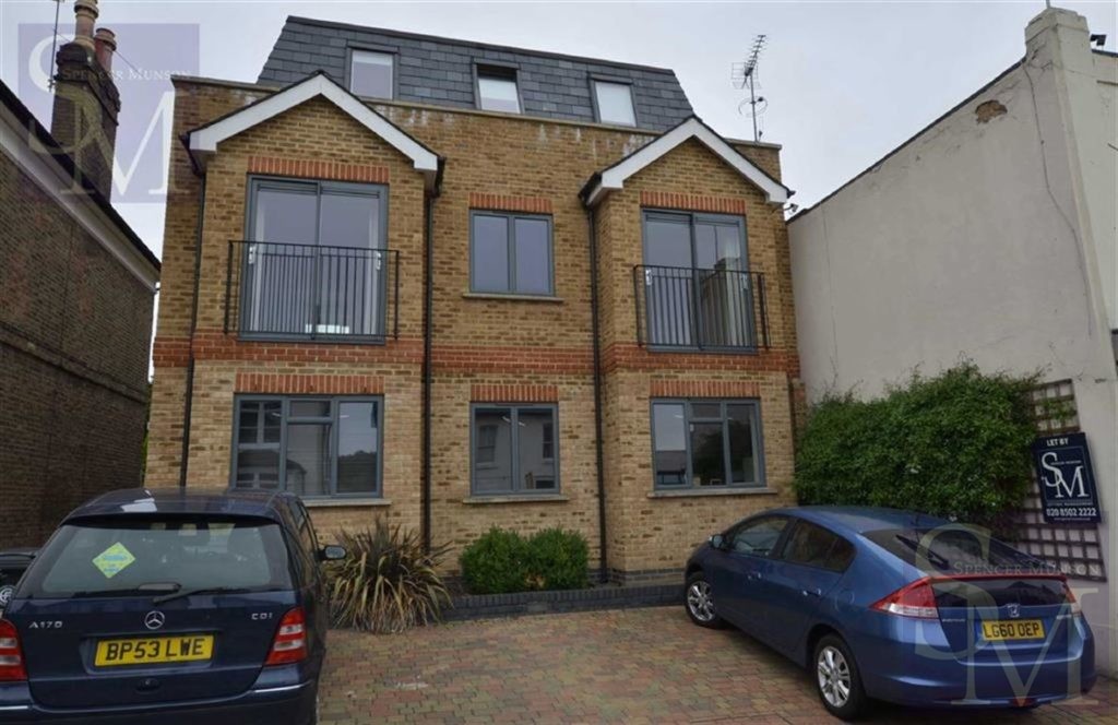 Queens Road, Buckhurst Hill, Essex Spencer Munson Property Services