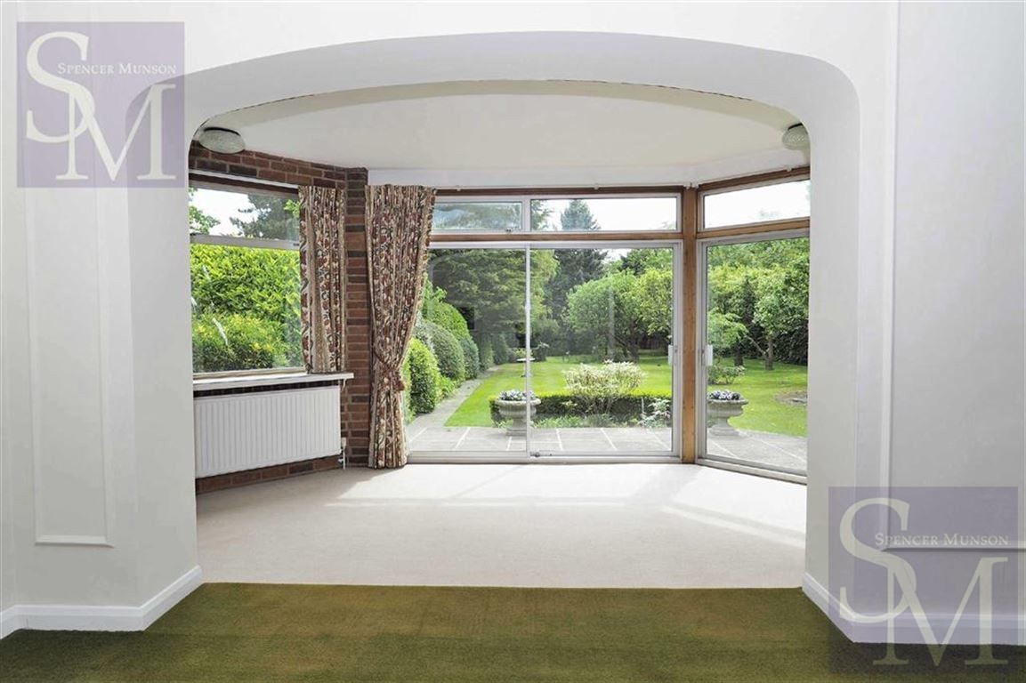 Alderton Hill, Loughton, Essex Spencer Munson Property Services