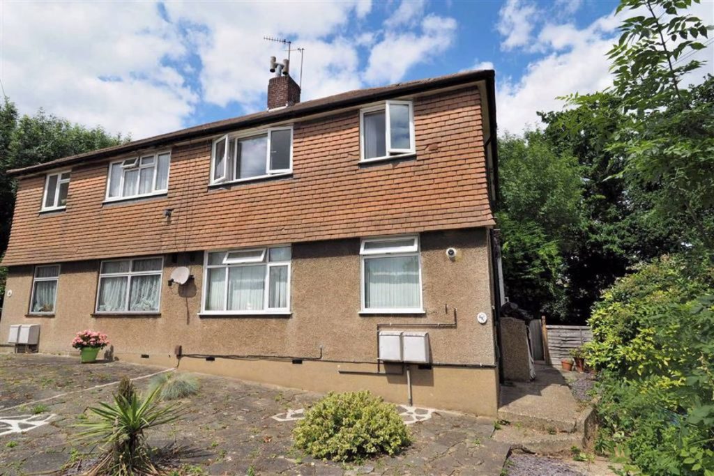 Brunswick Gardens, Hainault, Essex Spencer Munson Property Services