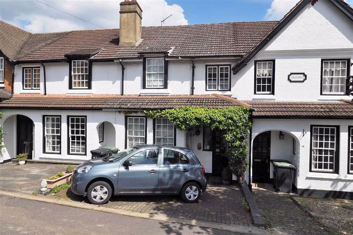 High Beech Road, Loughton, Essex Spencer Munson Property Services