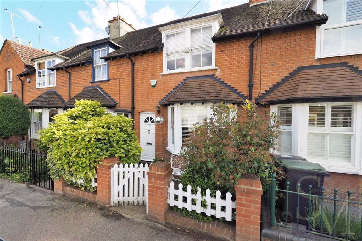 Forest Road, Loughton, Essex Spencer Munson Property Services