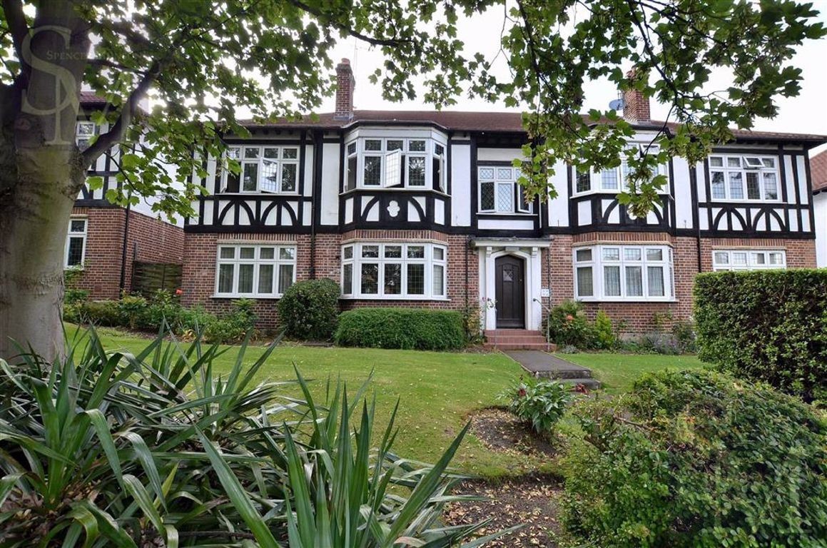 Grange Court, Loughton, Essex Spencer Munson Property Services