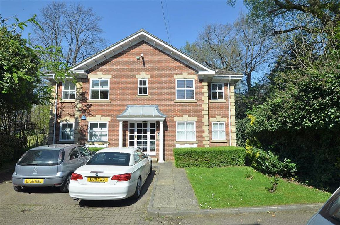 The Ridings, Snaresbrook, London Spencer Munson Property Services