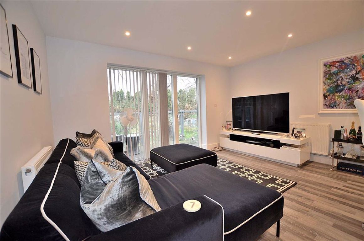 Gates Corner Close, South Woodford Spencer Munson Property Services