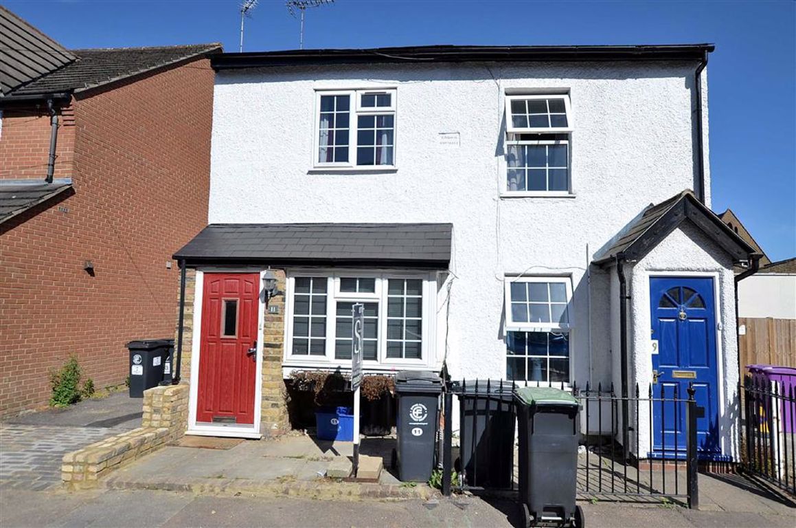 Smarts Lane, Loughton, Essex Spencer Munson Property Services