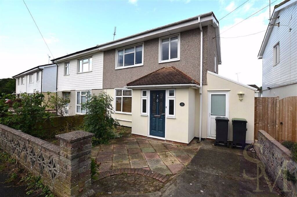 Colebrook Lane, Loughton Spencer Munson Property Services