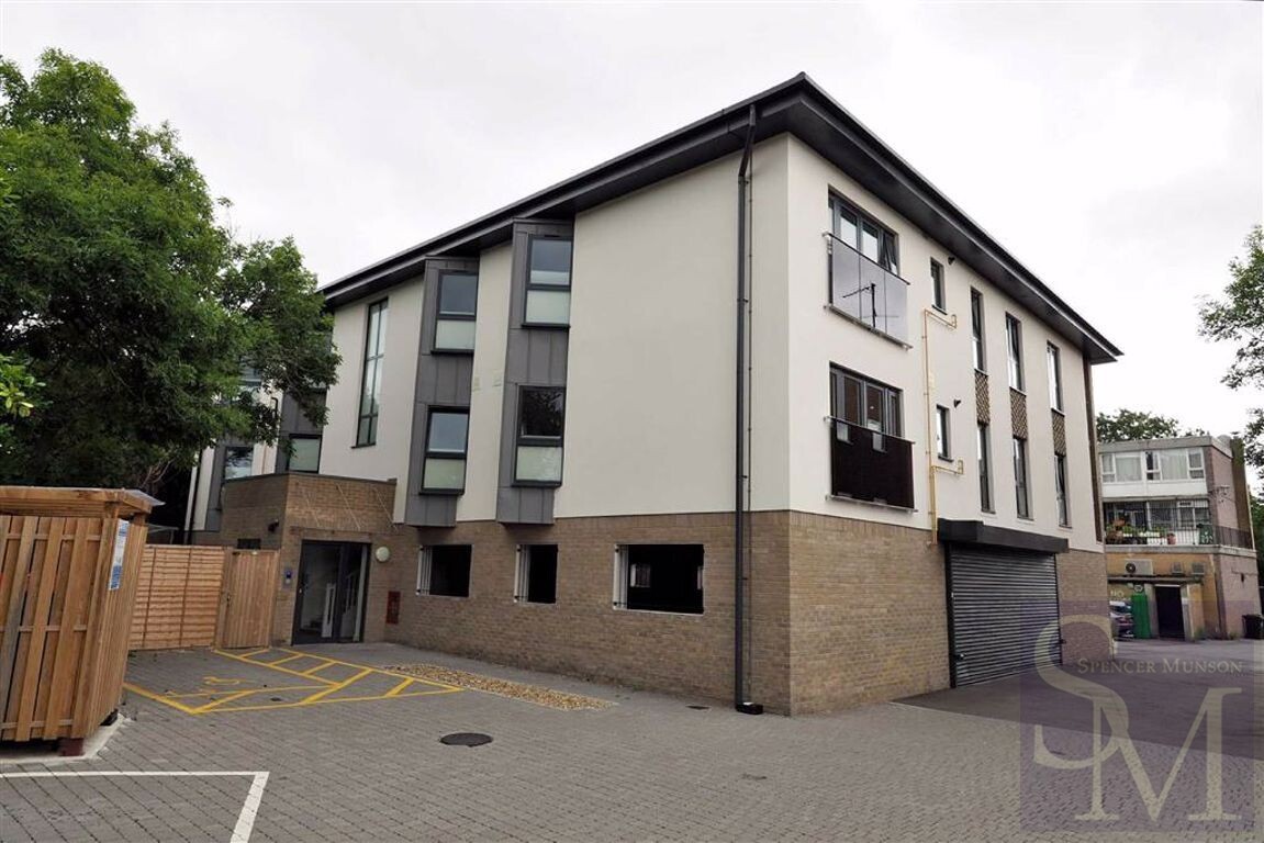 Lesley Court, Loughton, Essex Spencer Munson Property Services