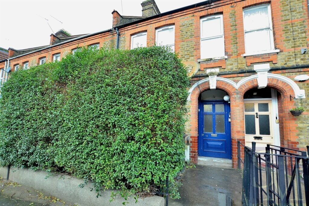 Courtenay Road, Walthamstow E17 Spencer Munson Property Services