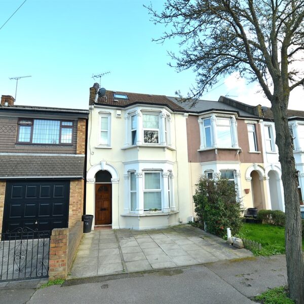 Walpole Road, South Woodford, E18 Spencer Munson Property Services