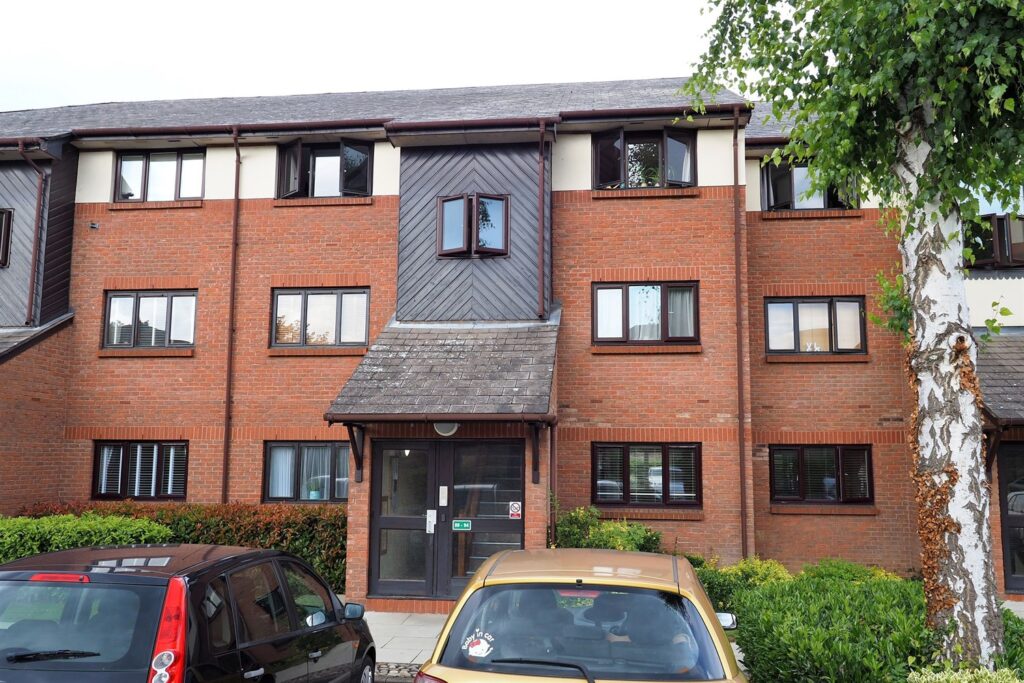 Maple Gate, Marjorams Avenue, Loughton IG10 Spencer Munson Property