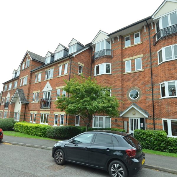 Victory Road, Wanstead, E11 Spencer Munson Property Services