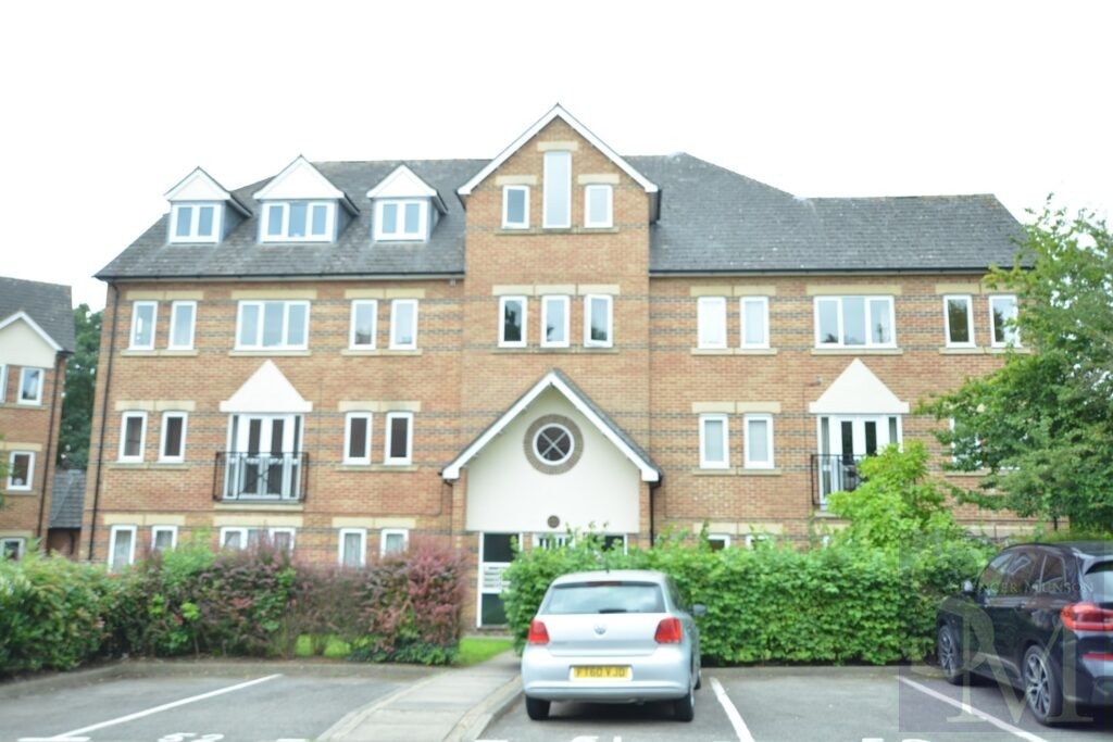 Victory Road, Wanstead E11 Spencer Munson Property Services