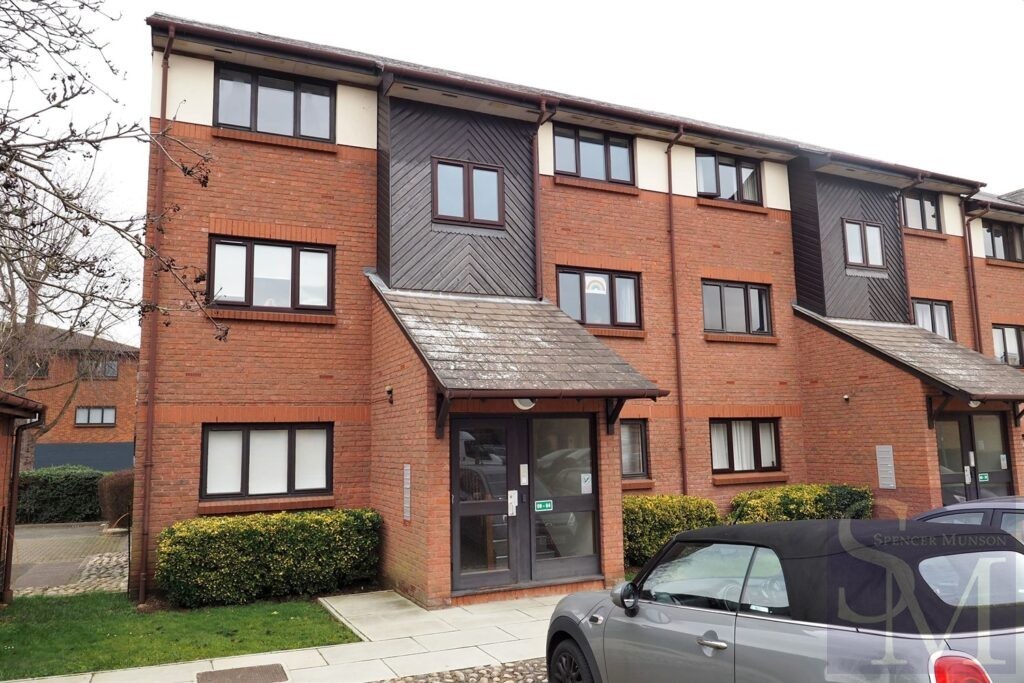 Maple Gate, Marjorams Avenue, Loughton IG10 Spencer Munson Property