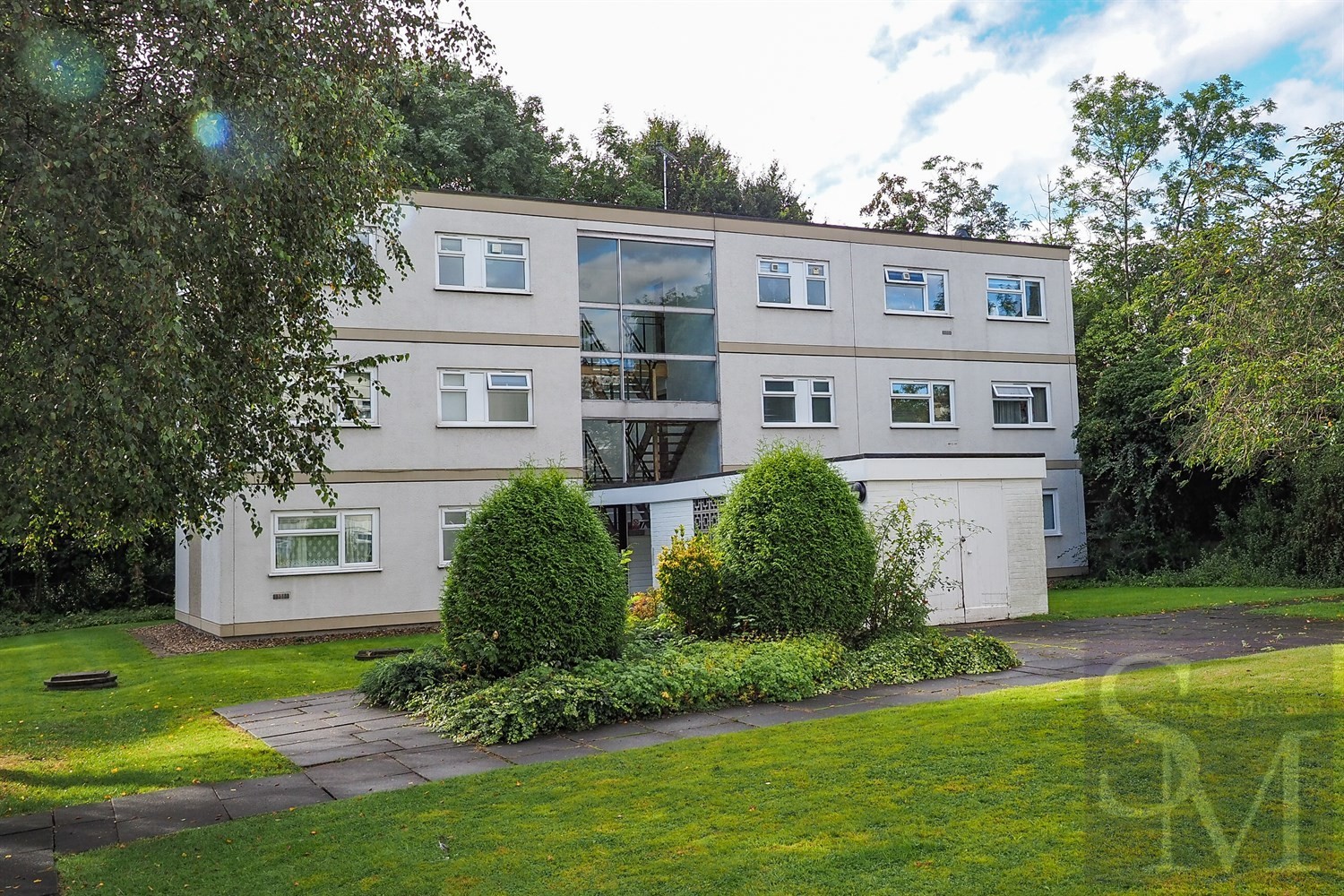 The Willows, Buckhurst Hill IG9 Spencer Munson Property Services