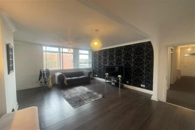 Crown House, High Road, Loughton, IG10