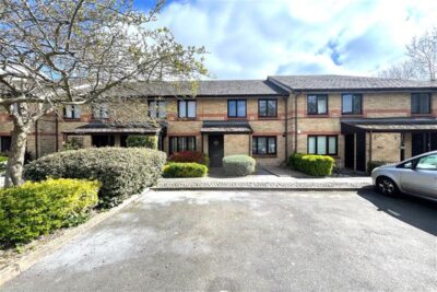 Maple Gate, Loughton IG10