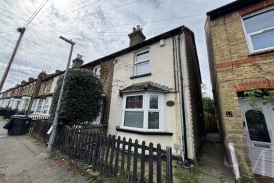 Brunel Road, Woodford Green, IG8