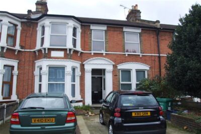 Balfour Road, IG1