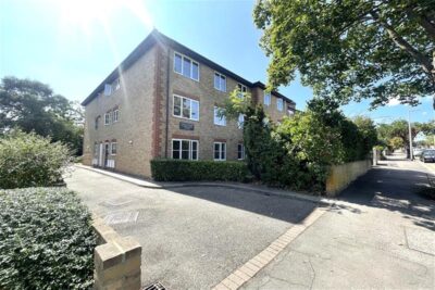 Cowley Court, South Woodford E18