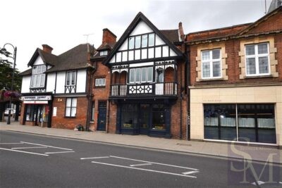 High Road, Loughton