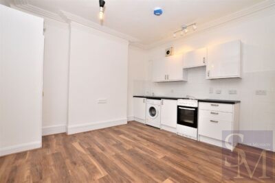 Station Road, Chingford, E4