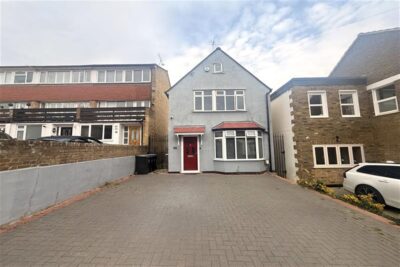 Princes Road, Buckhurst Hill, IG9