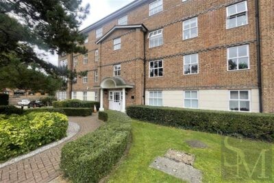 Rectory Court, South Woodford E18