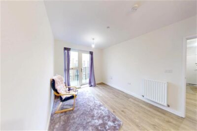 Luctons Close, Loughton, IG10