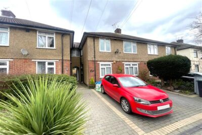 Cheltenham Gardens, Loughton, IG10