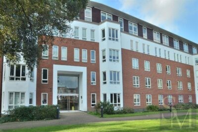 Regency Court, South Woodford, London E18